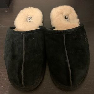 Men’s Ugg Scuff Slipper - Barely Used